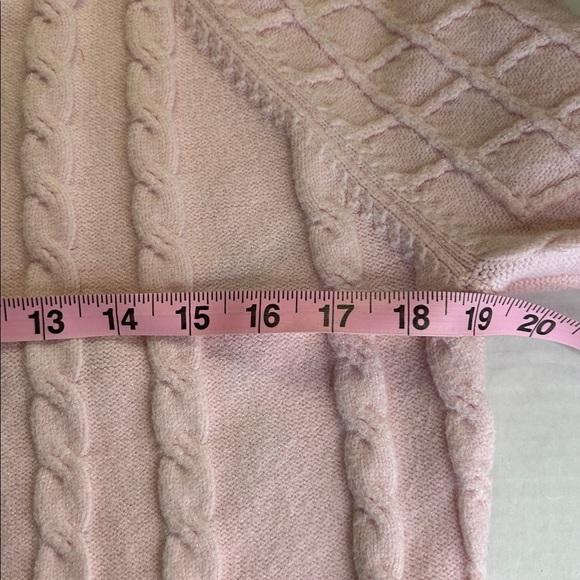 TAHARI SOFT PINK CABLE KNIT ROUND NECK PULL OVER SWEATER SZ S - Picture 10 of 12